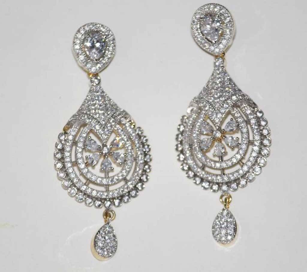 Diamond Cut Stone Earring