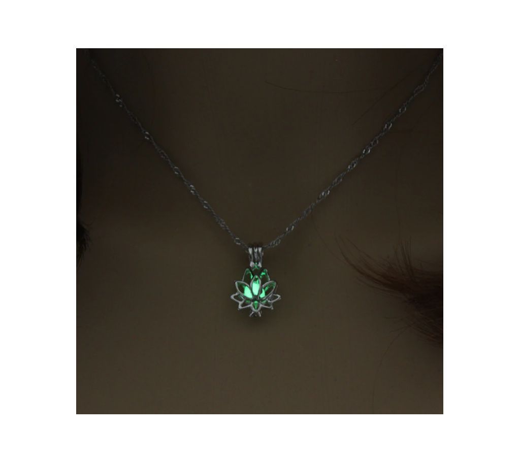 Luminous Glowing In The Dark Moon Lotus Flower Shaped Pendant Necklace Green For Women