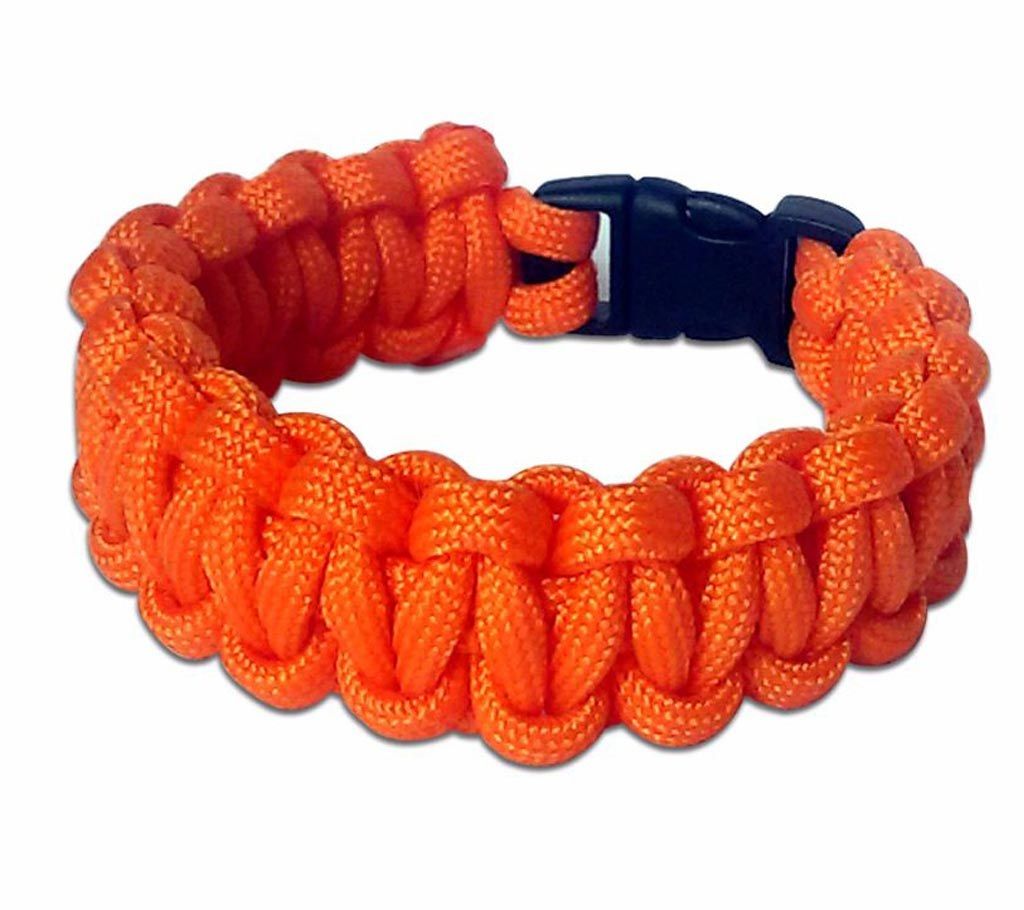 Paracord Survival Bracelet