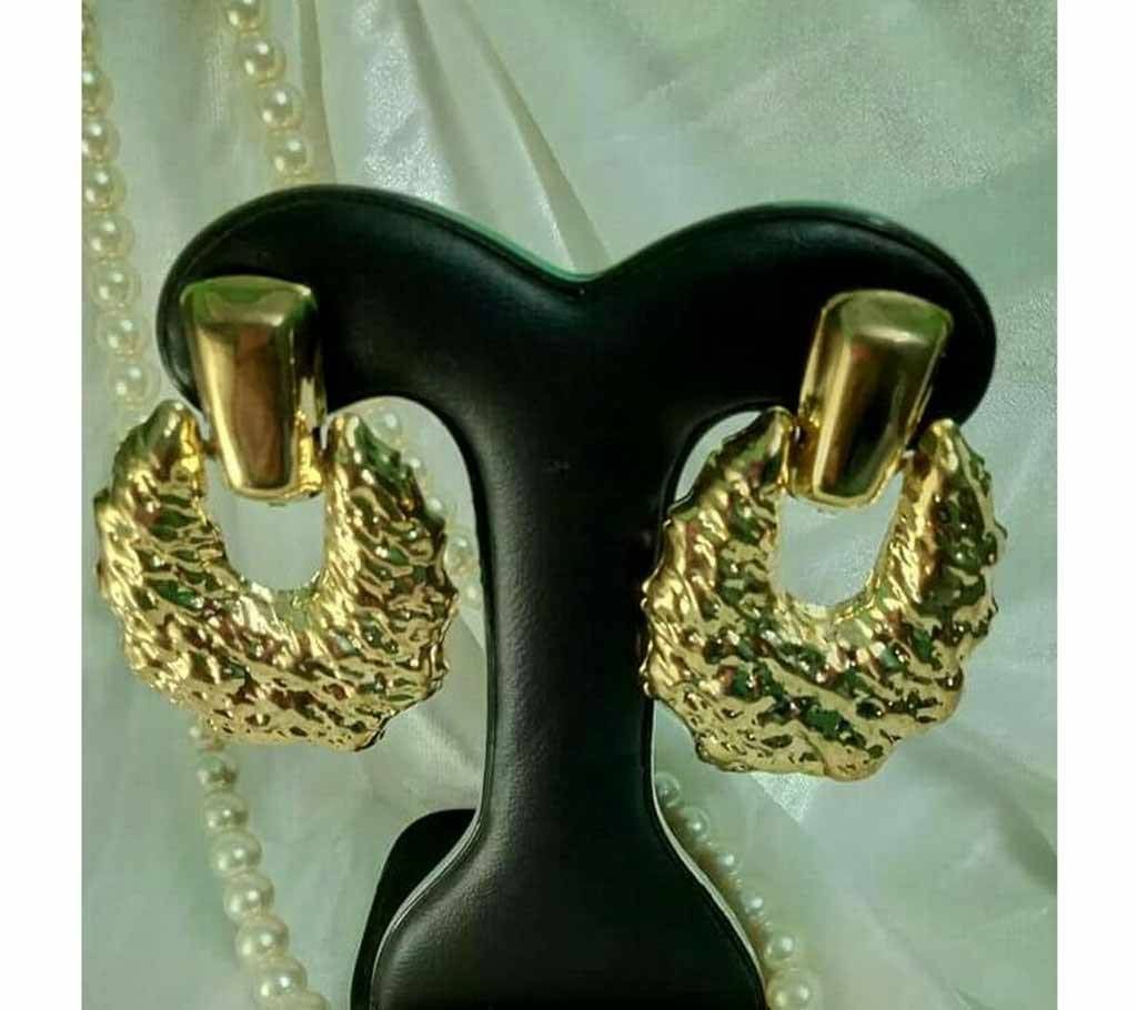 Metal Gold Plated Party Wear Earring 