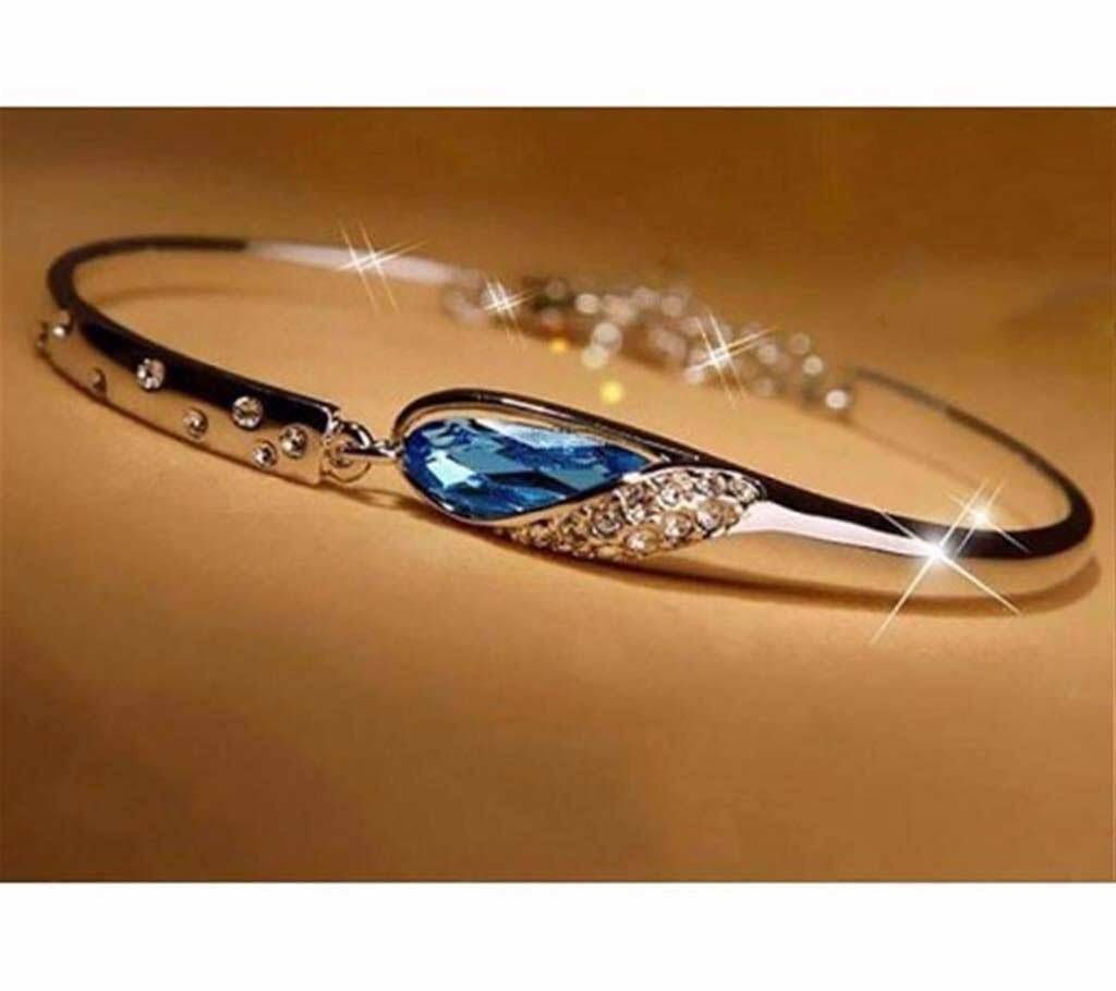 Blue and white stone setting bracelet 