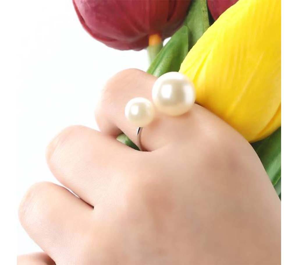 Pearl Finger Ring