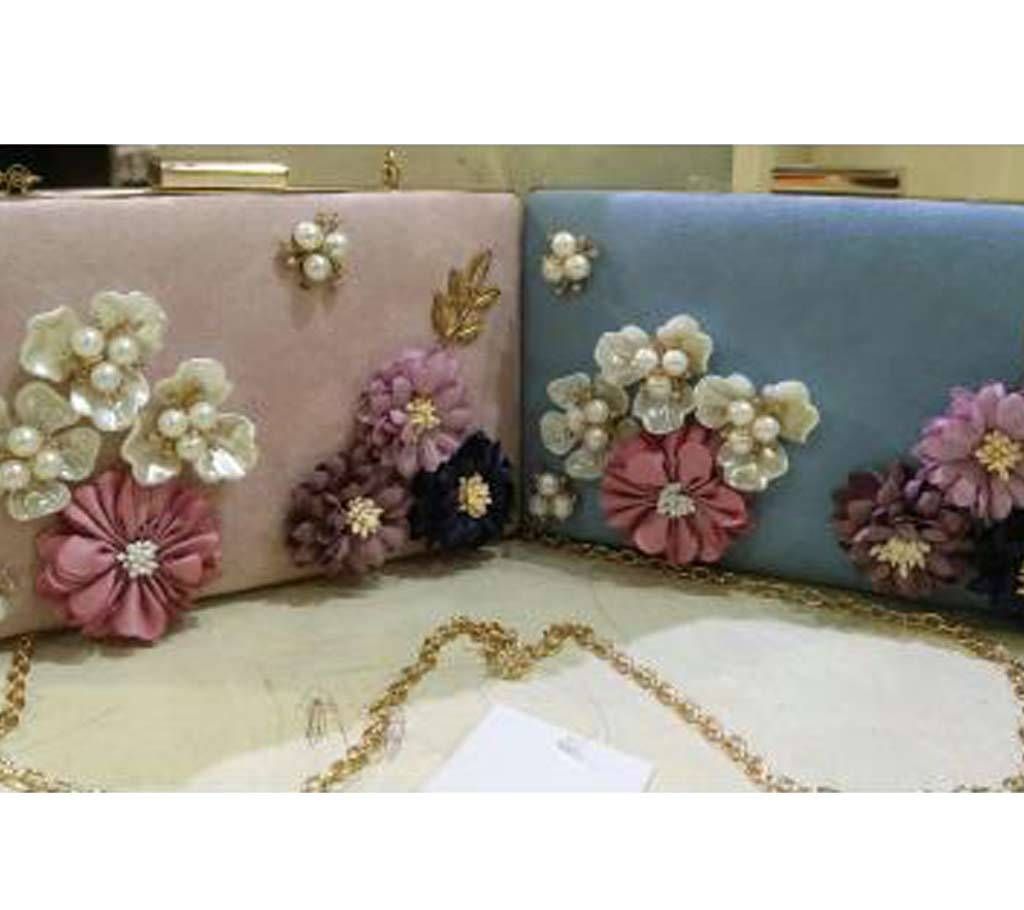 Ladies Party Clutch (1 Piece)