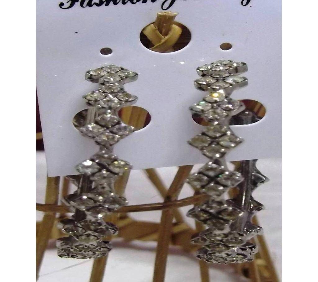 Stone Setting Round Earrings 