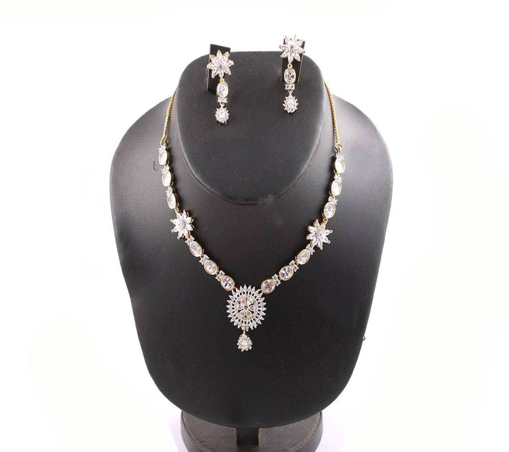 American diamond cut Neck less