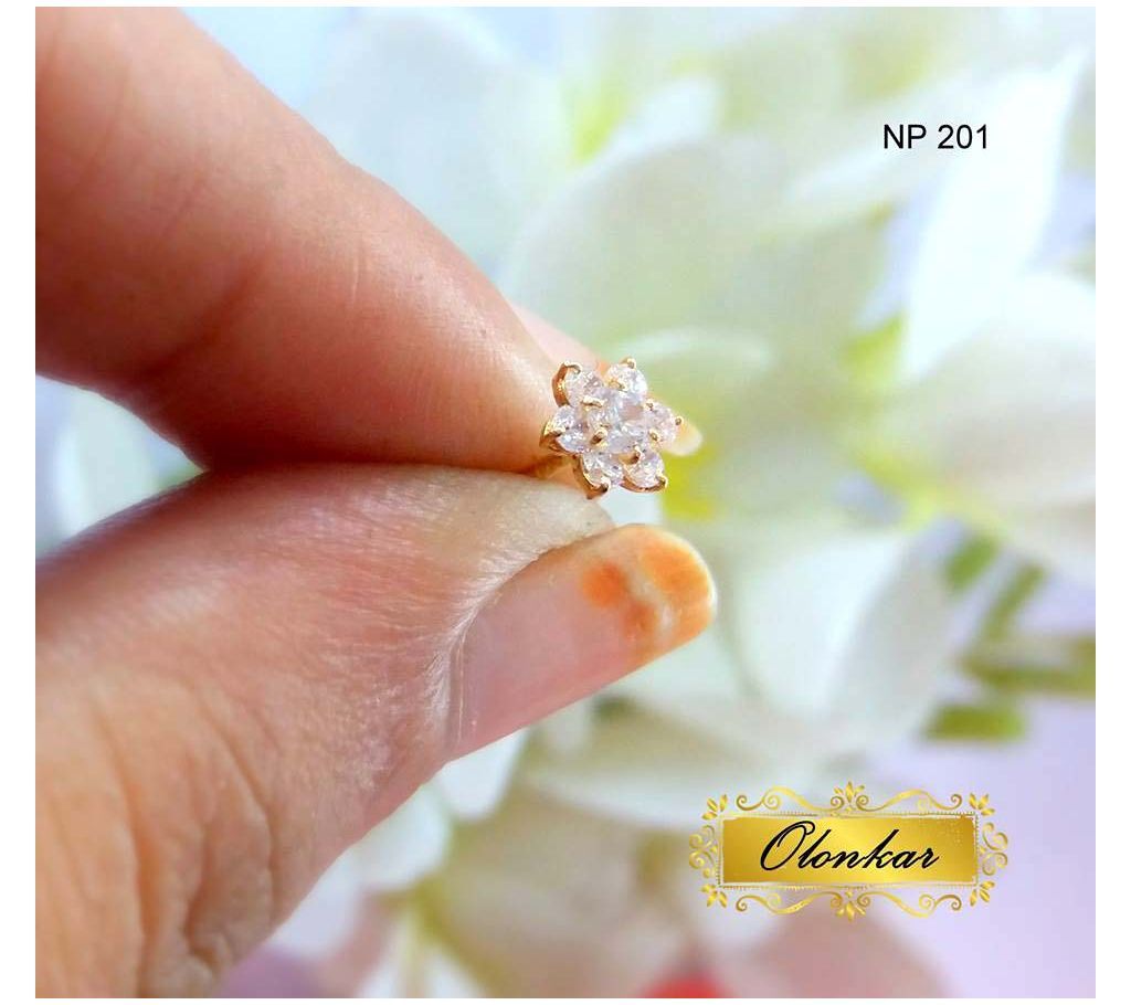 21K flower shape nose pin