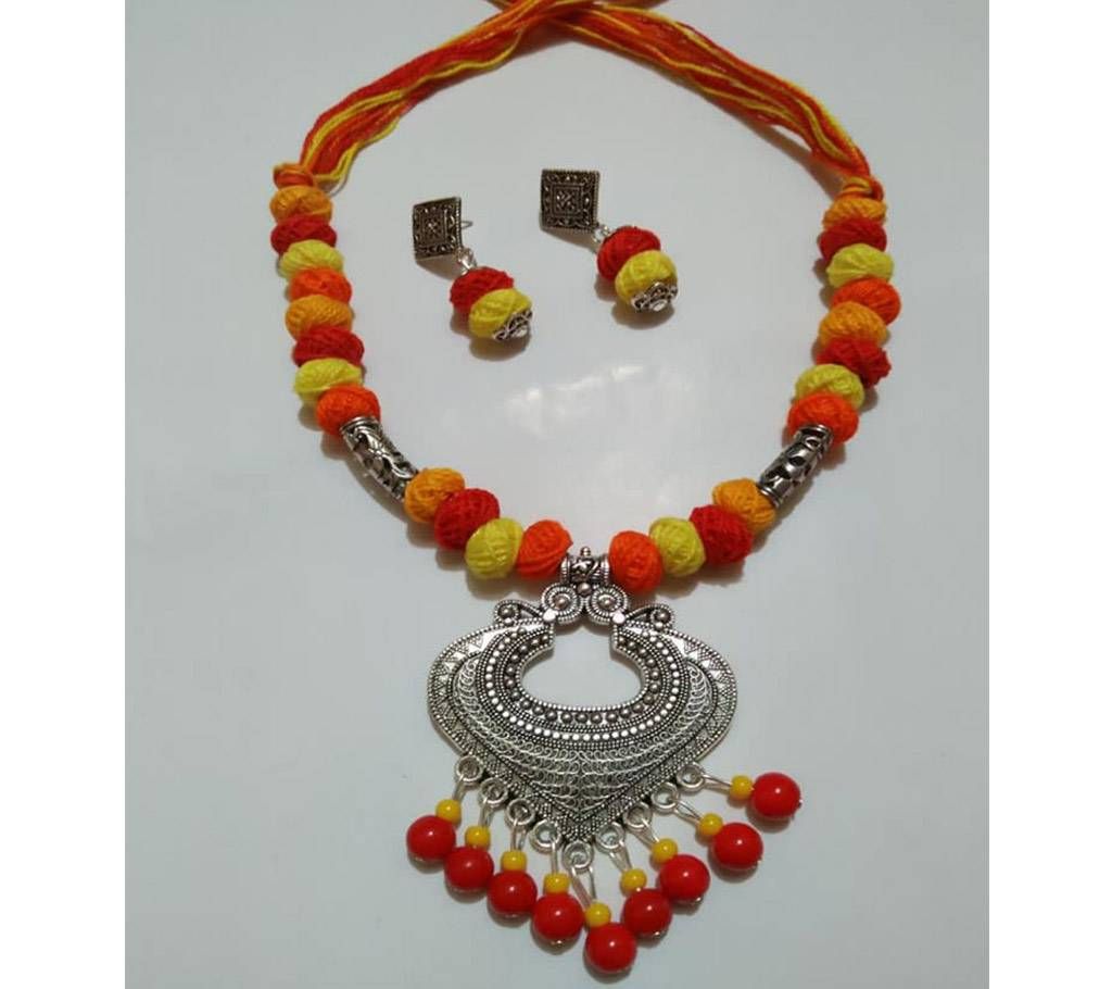 Necklace With Yarn Ring Set