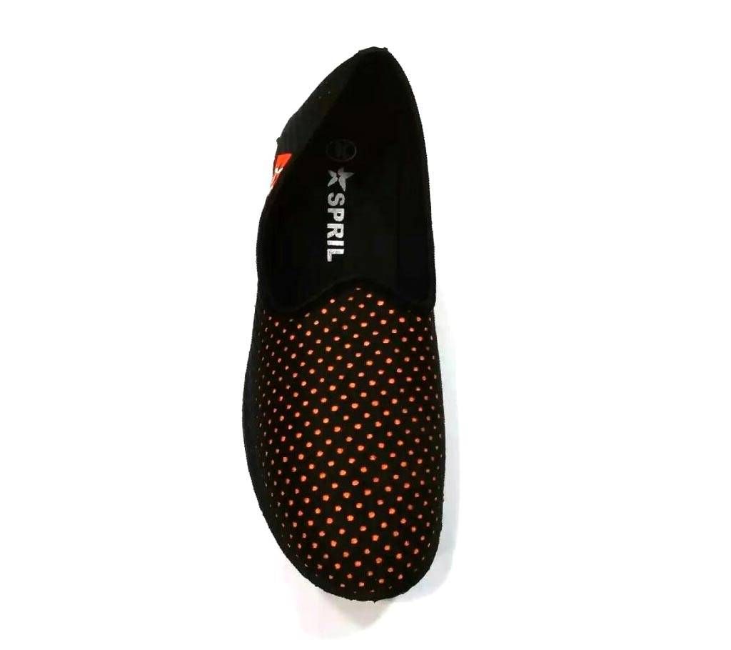 Ladies pumpe shoes