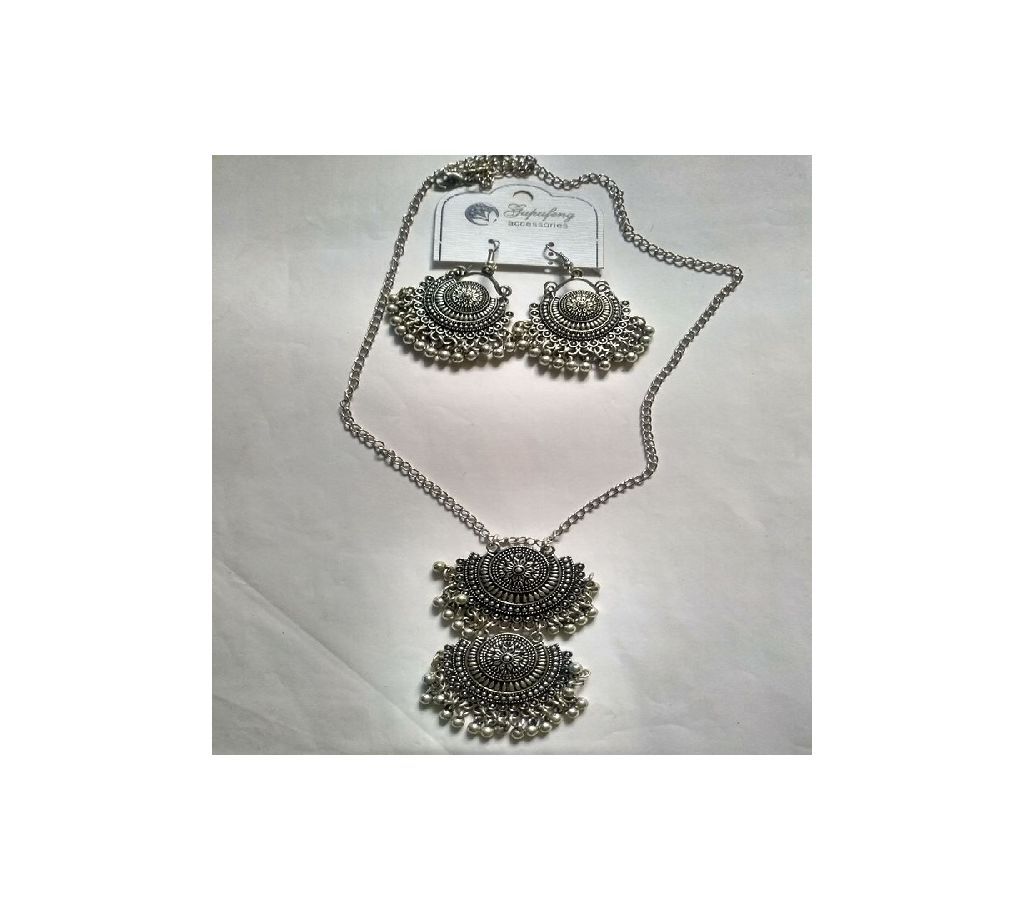 Silver colour earring