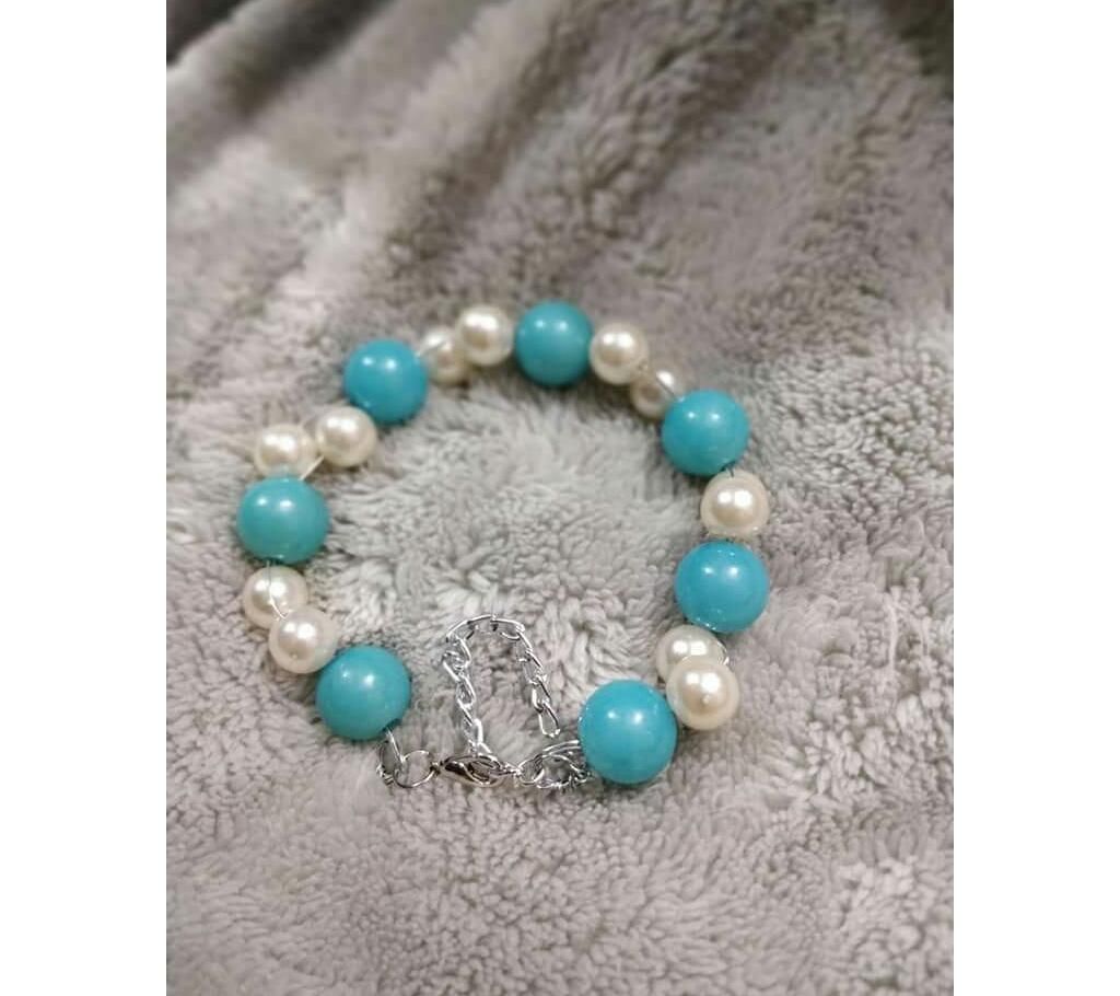 Beaded bracelet
