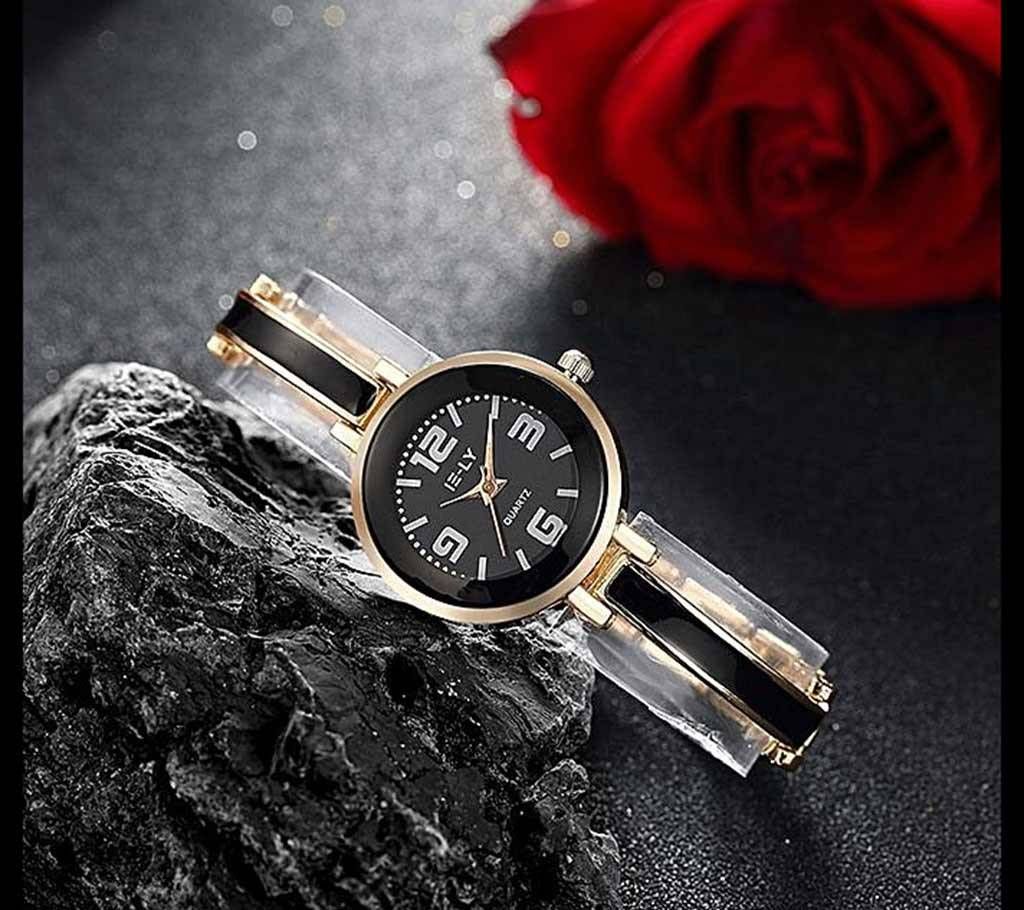 Black and Golden Alloy Bracelet Watch for Women