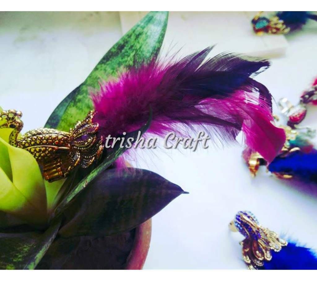 Peacock finger ring 