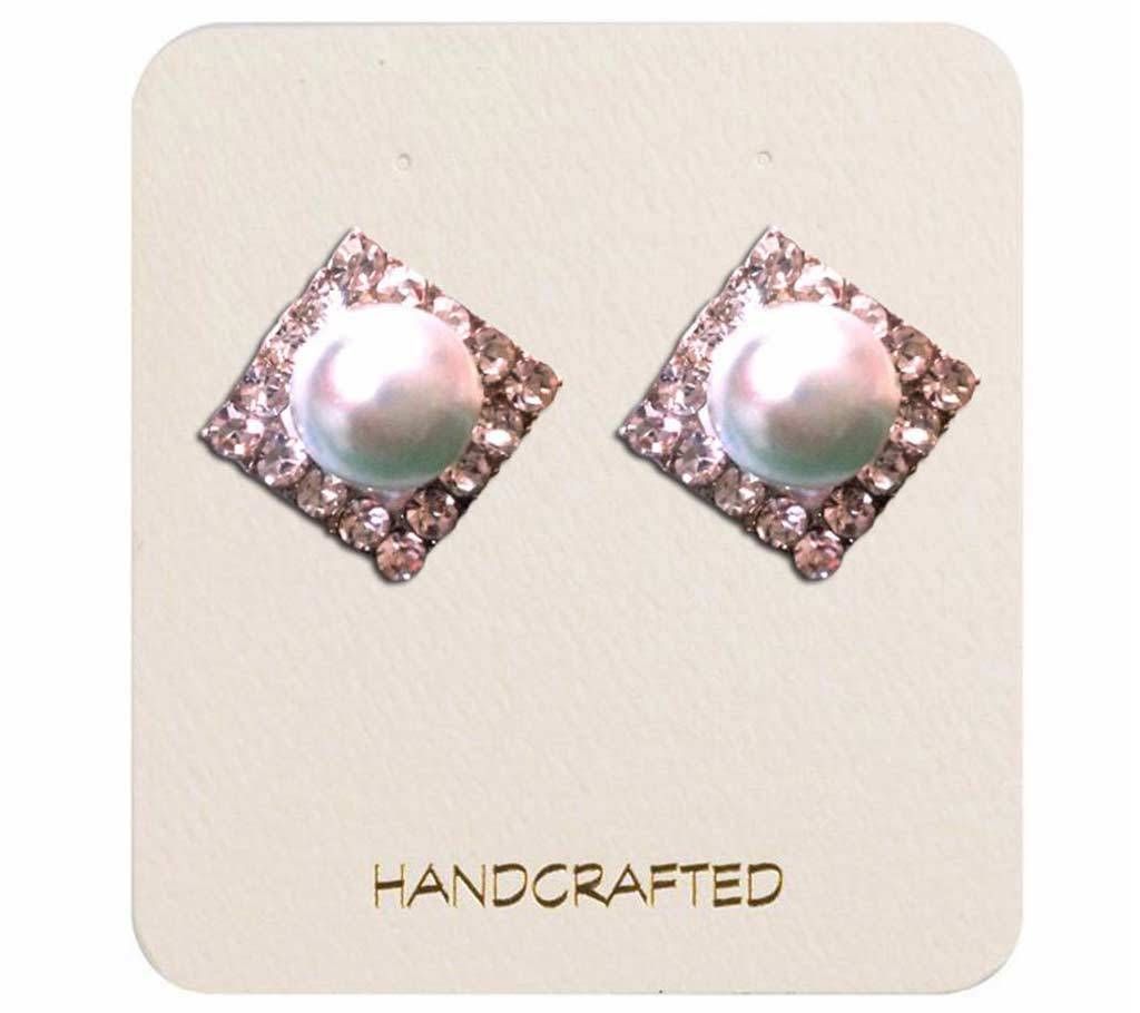 Artificial pearl ear ring 