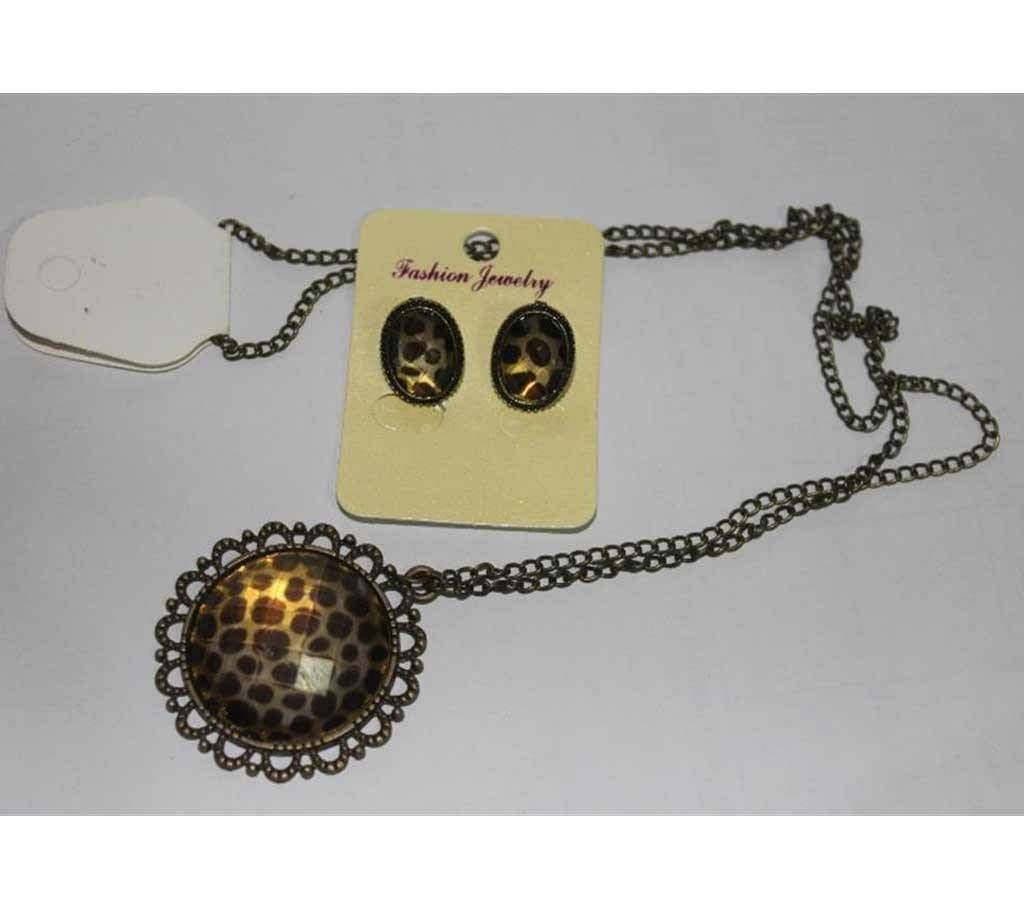 Alloy Pendant with Earring Set