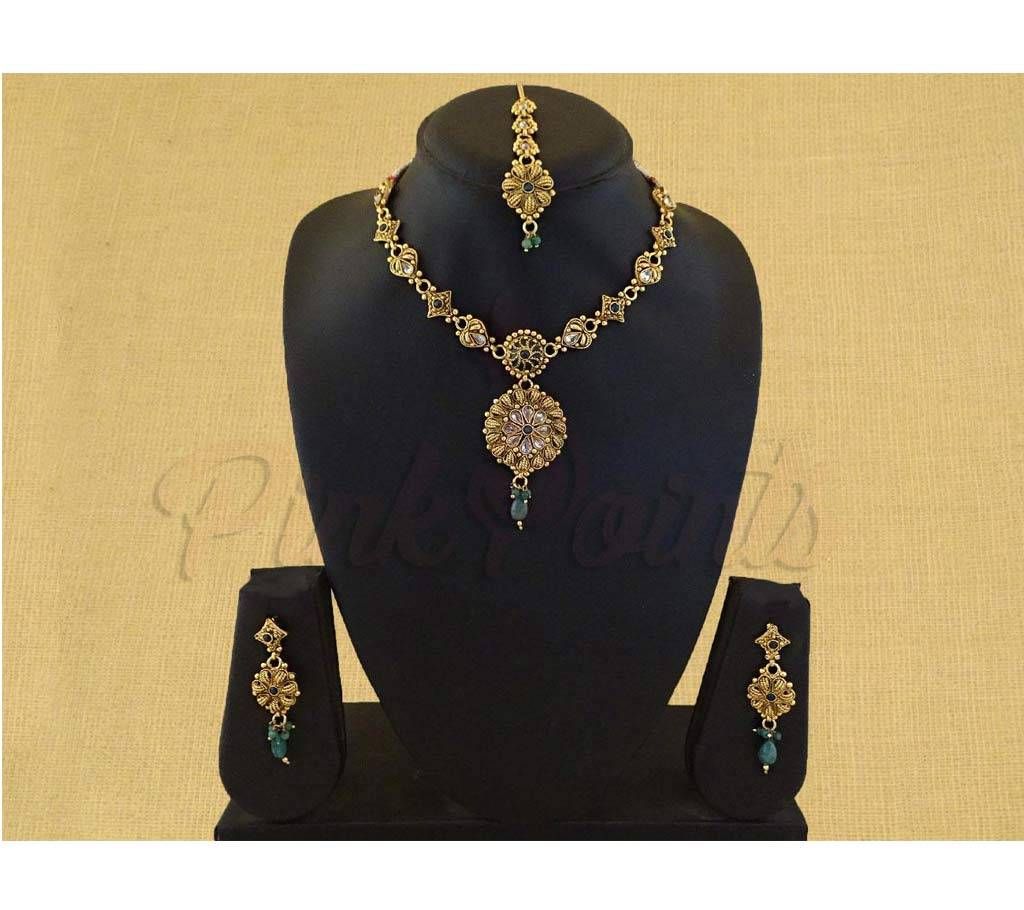 Round Shape Flower Antique Necklace (by Pink Point - NS-3605-85)
