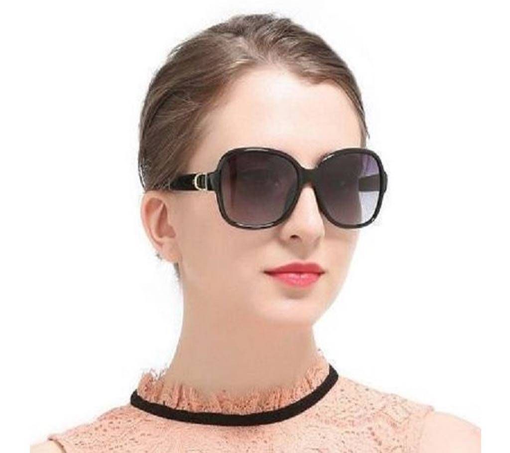 Unique Design and Fashionable Sunglasses for Women with Stylish Box