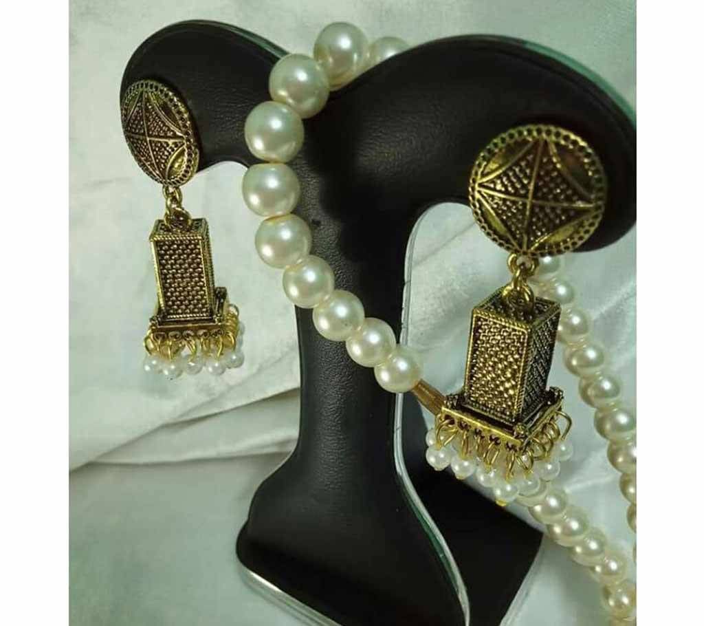 Gold Oxidized Jhumka Earring