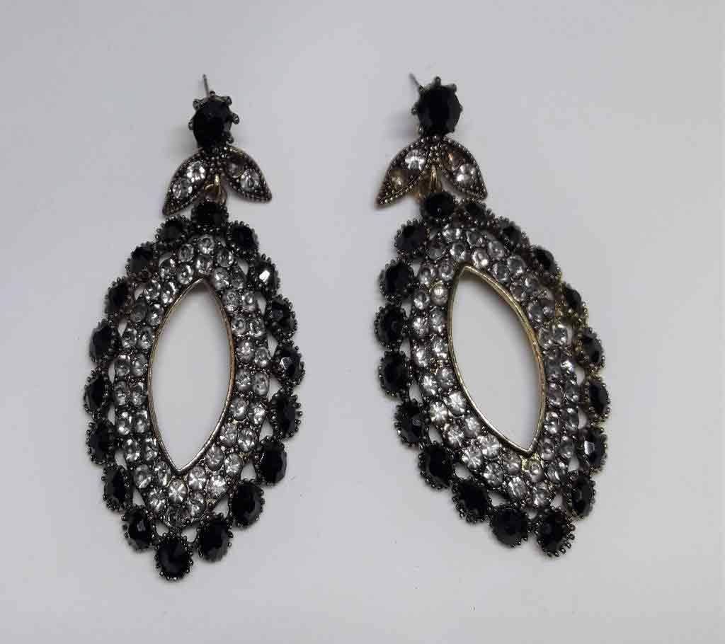 VINTAGE ZINC ALLOY EARRINGS