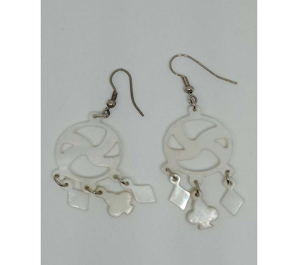 Sea Shale White Earrings 