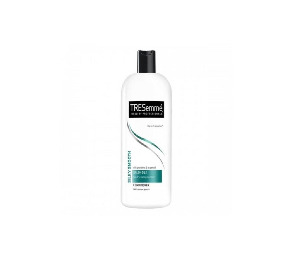 Tresemme Smooth and Silky Conditioner 500 ml - UK