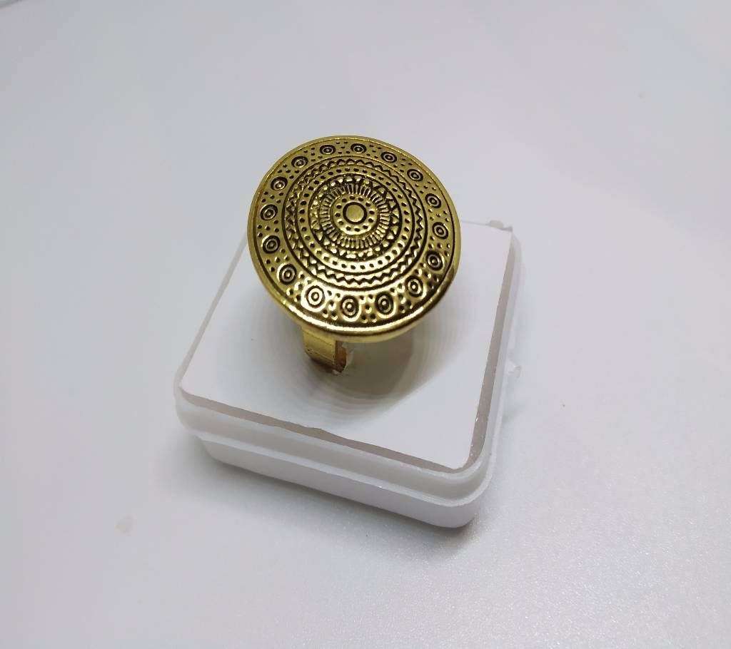Antique mina ring