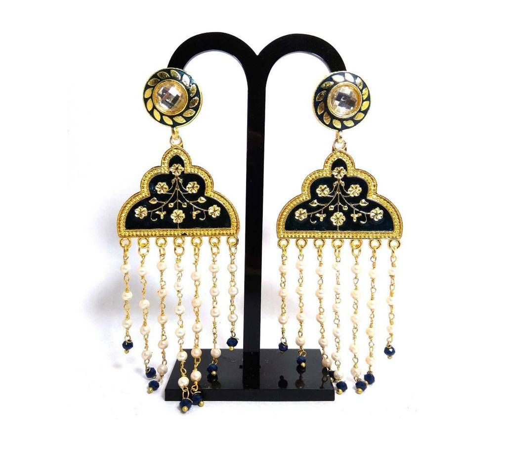 PARTY EARRING