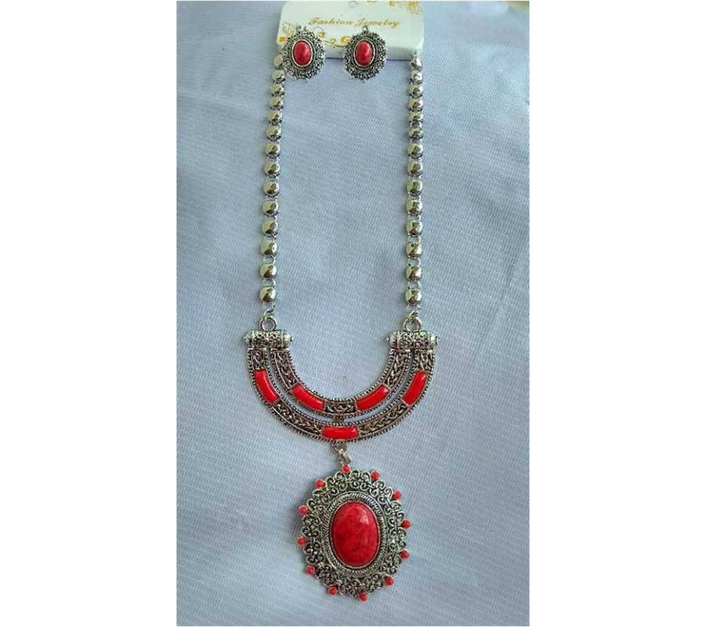 Stone Setting Necklace with earrings 