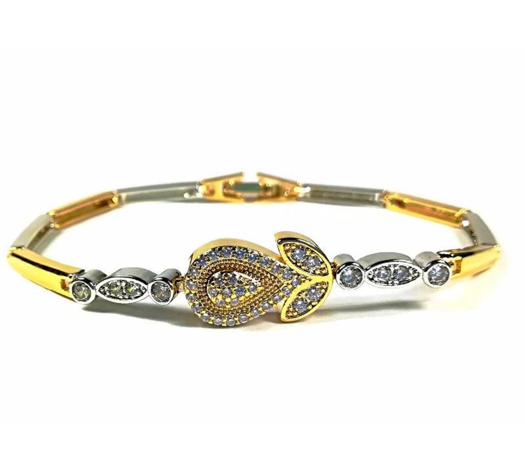 Diamond cut stone setting bracelet