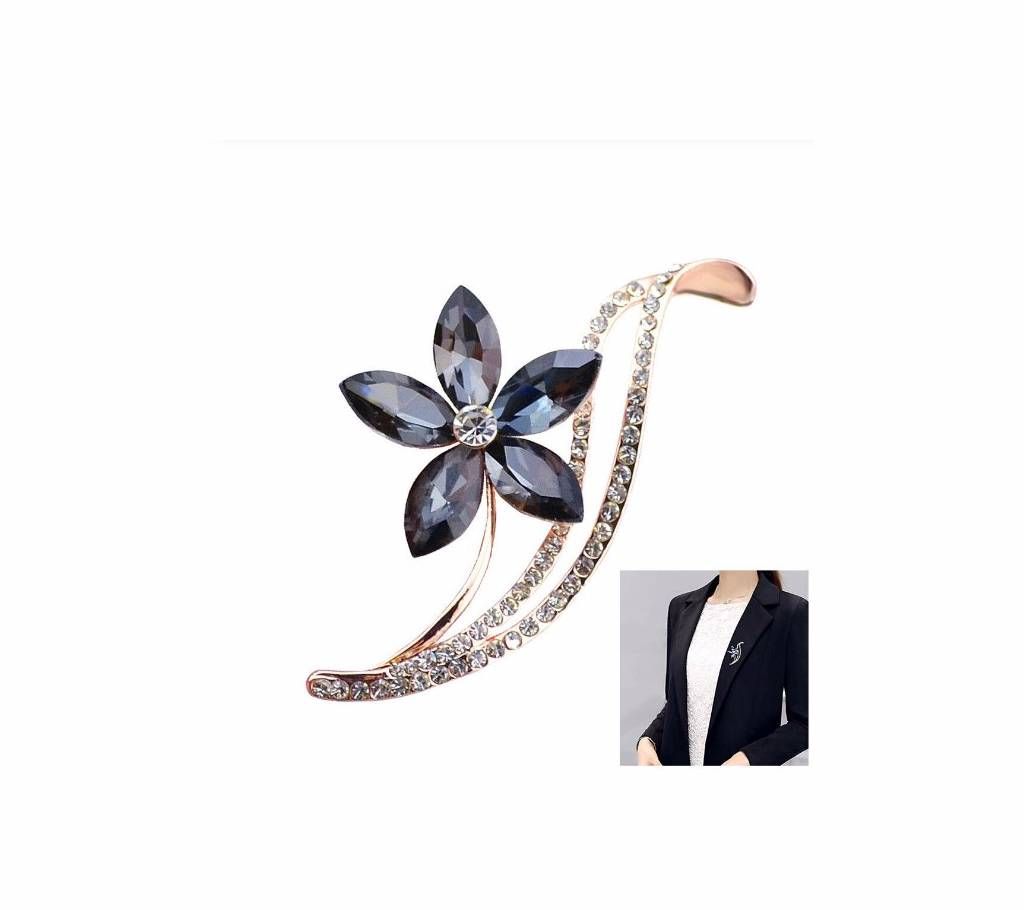 women Flower Brooch Pin