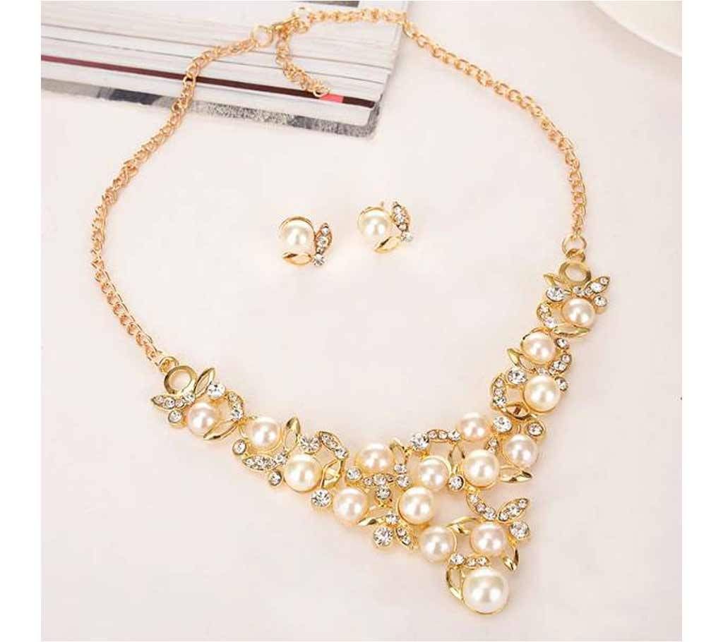 gorgeous necklace