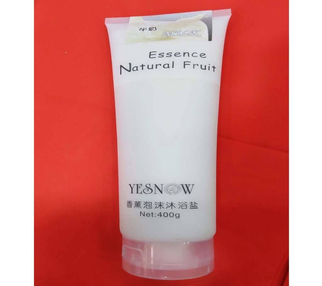 ESSENCE NATURAL FRUIT BODY SPA MASSAGE EXFOLIATING GEL BY YESNOW - Malaysia (Milk)