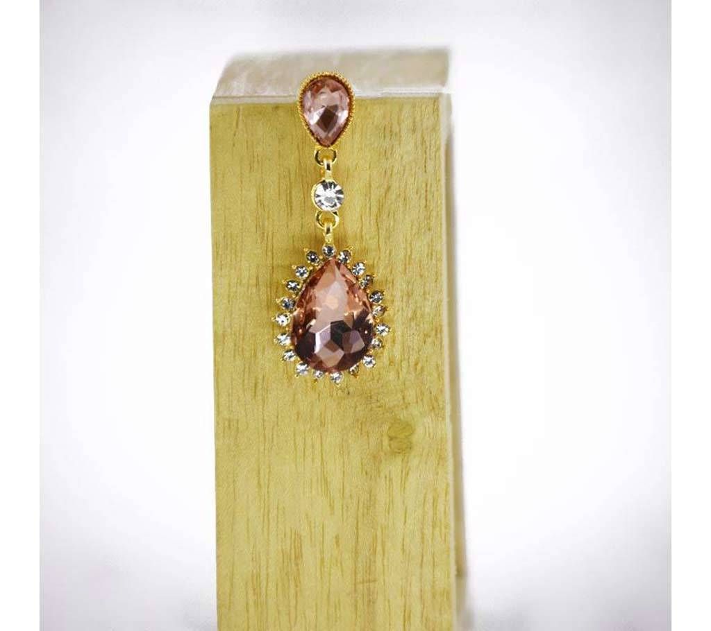 Oval Shaped Stone Setting Earring 