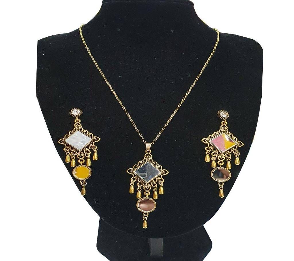 Silver Metal Mirror Necklace & Earring Set For Women