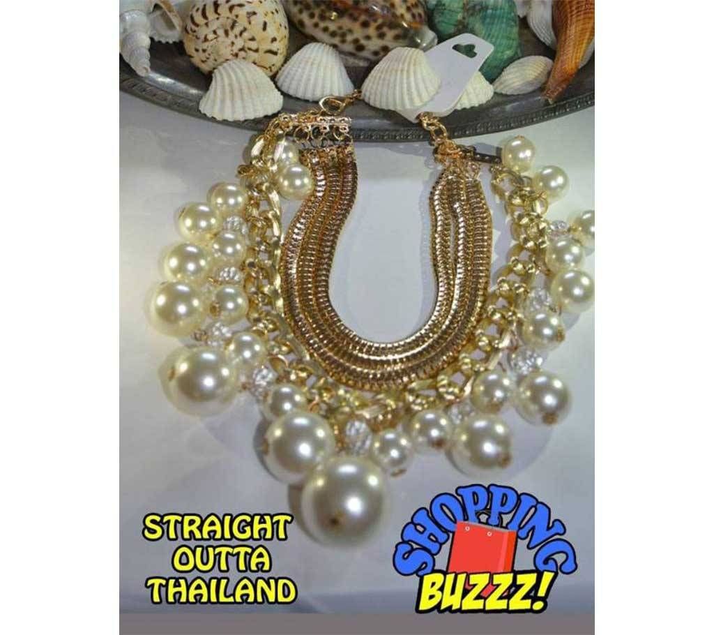 Pearl necklace