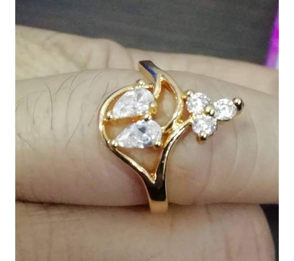 Love Leaf Stone Ring