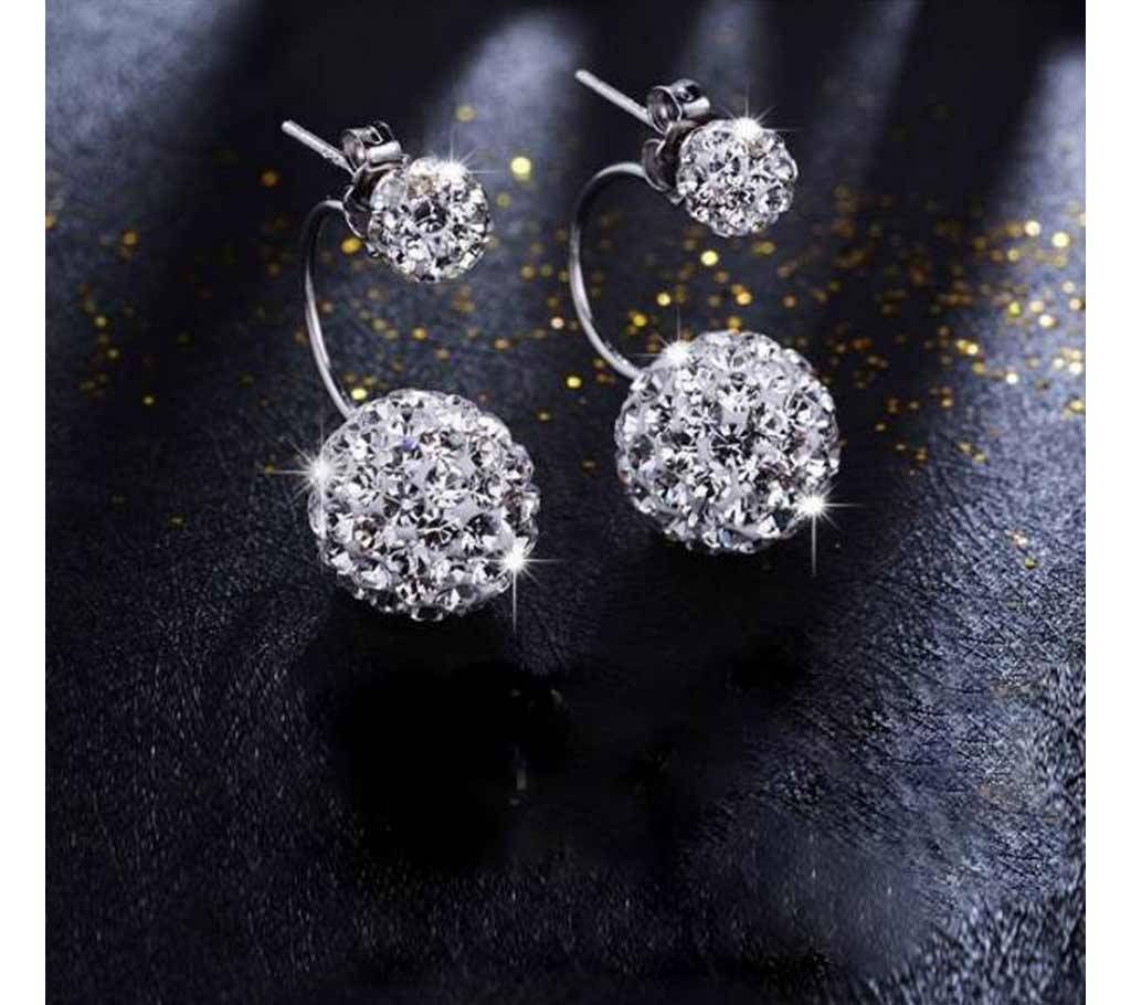 White Diamond Stone Ear Ring