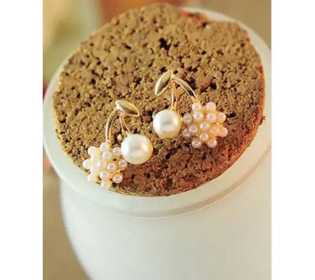 Chia Fashion Lovely Pearl Cherry Stud Earrings (by Pink Point - CHIA107)