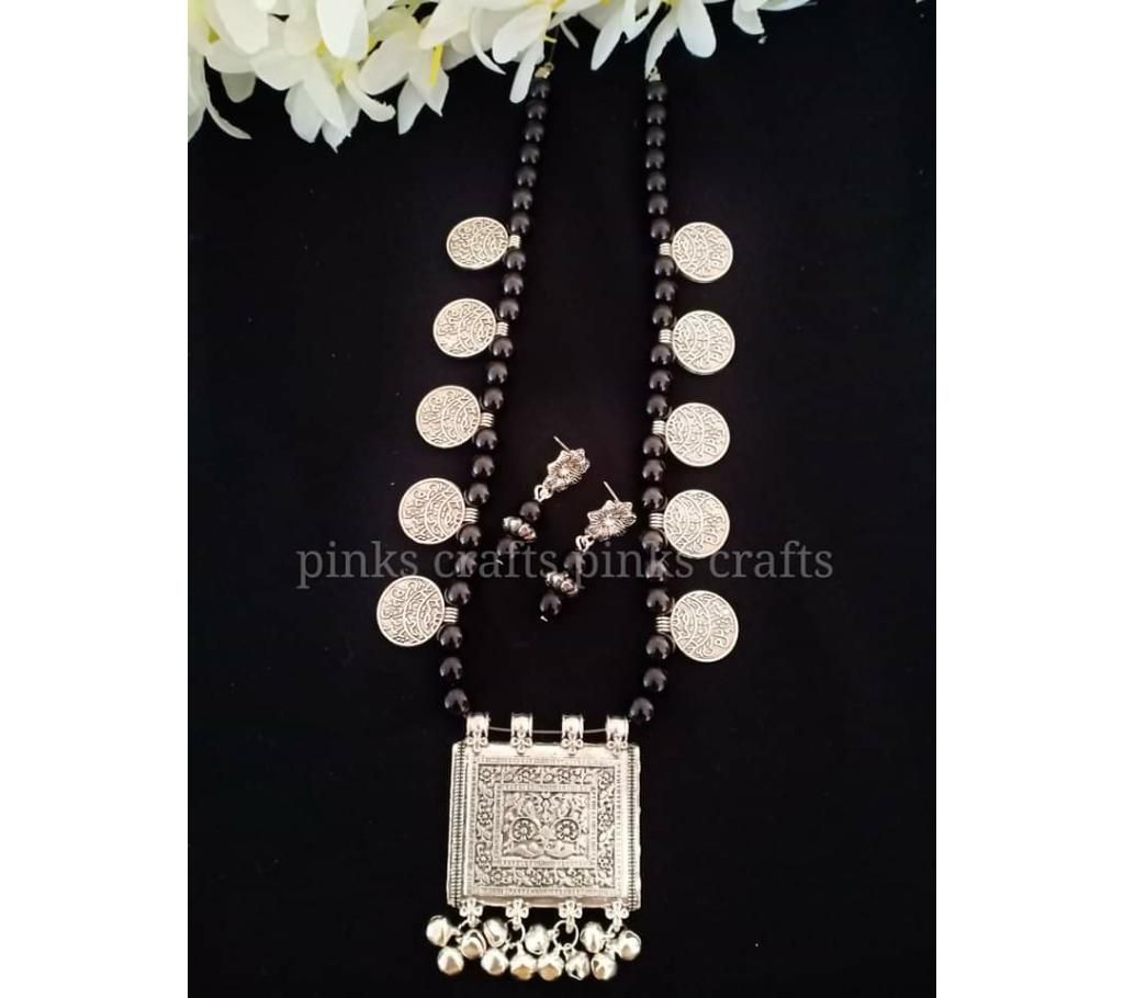 Hand Made Fashinable Jewelry