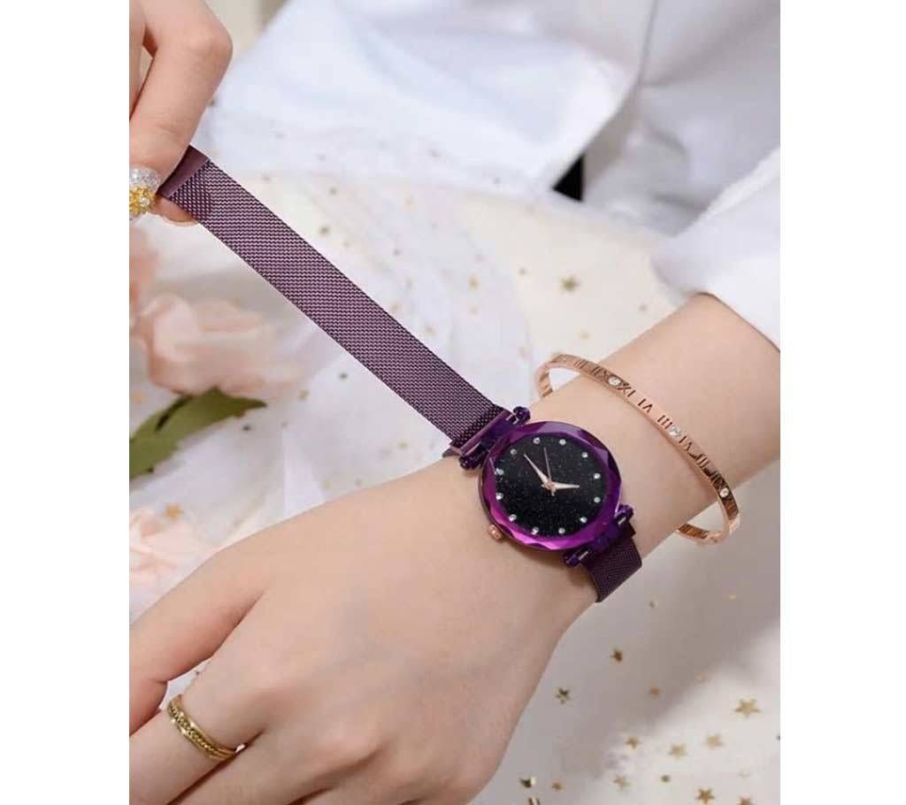 Magnet Chain Analog Watch For Women