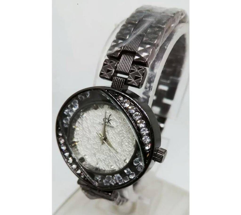 black bracelet watch