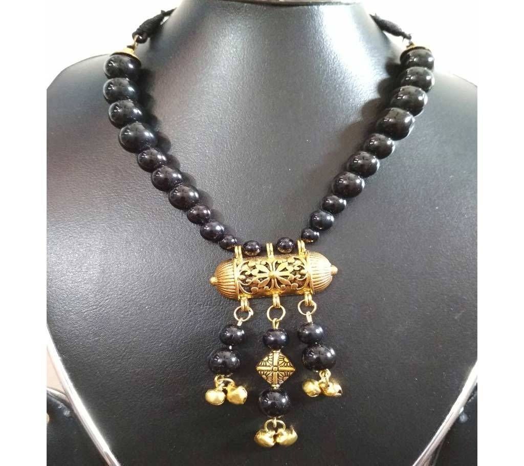 Kalachan Beads Setting Necklace 