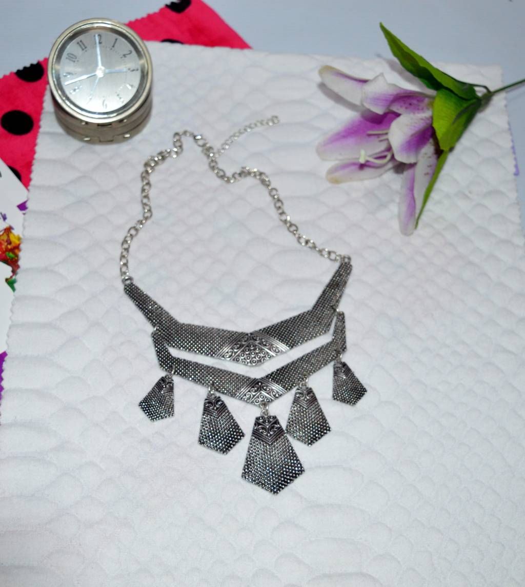 Stylish Necklace for Ladies