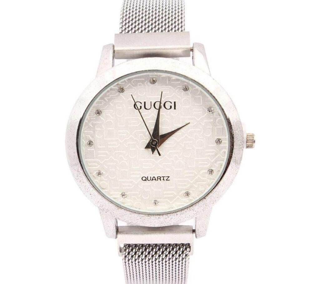Fashion Ladies Starry Sky Magnet Watch