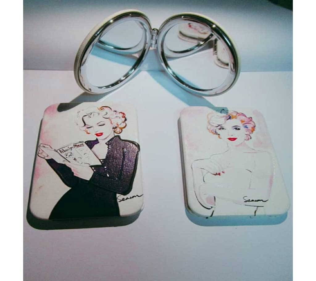 pocket makeup miror