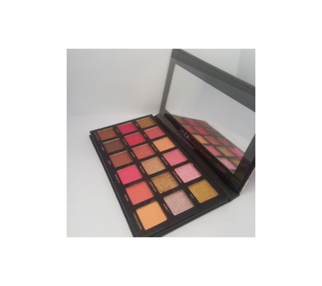 Huda beauty Eye Shadow