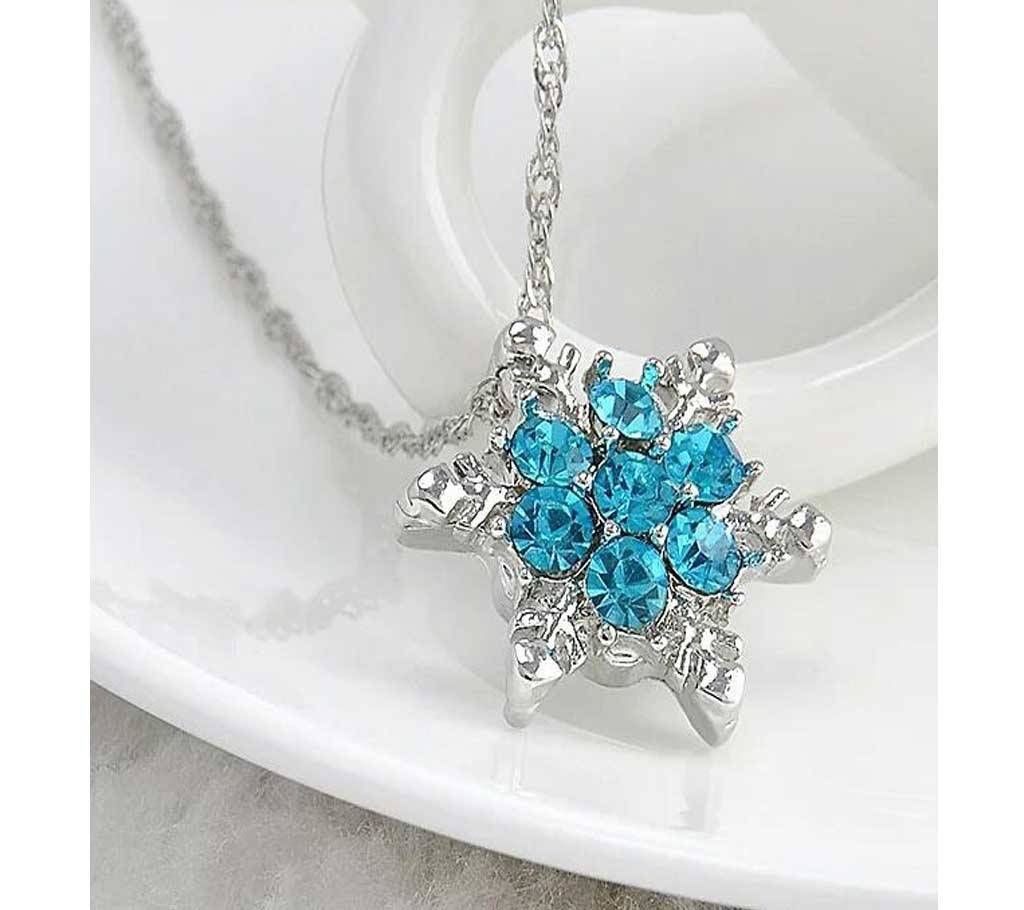 Charm Frozen pendant