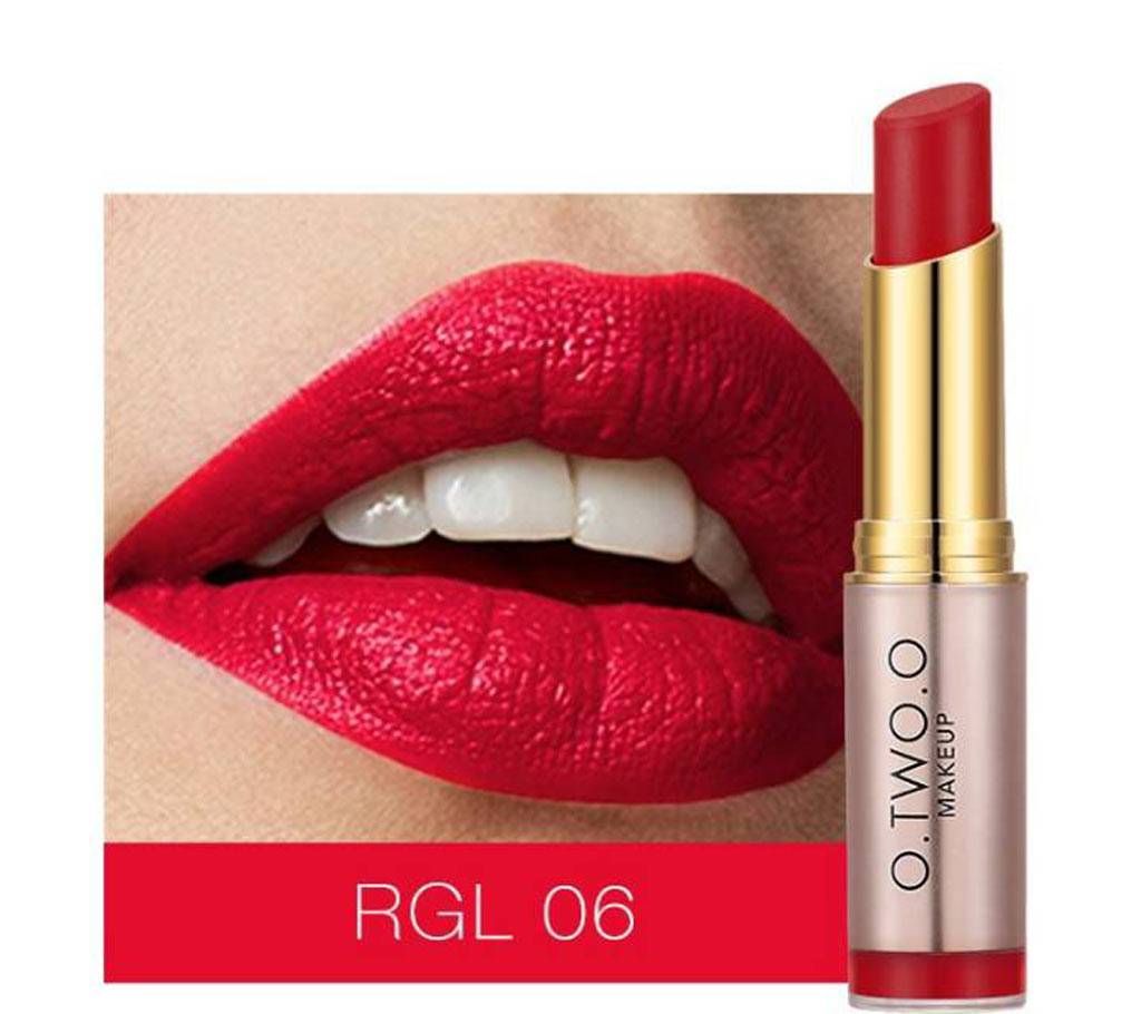 O.TWO.O Matte Lipstick Shade#6 - China