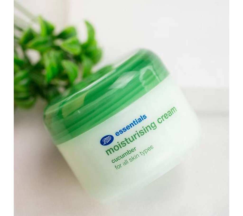 BOOTS ESSENTIALS cream with free soap 