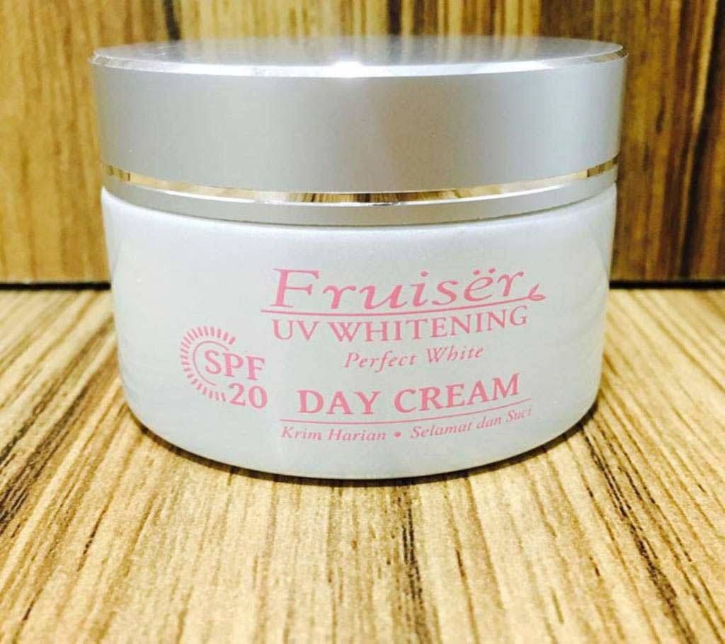 Day Cream Fruiser UV 50 ML - Malaysia