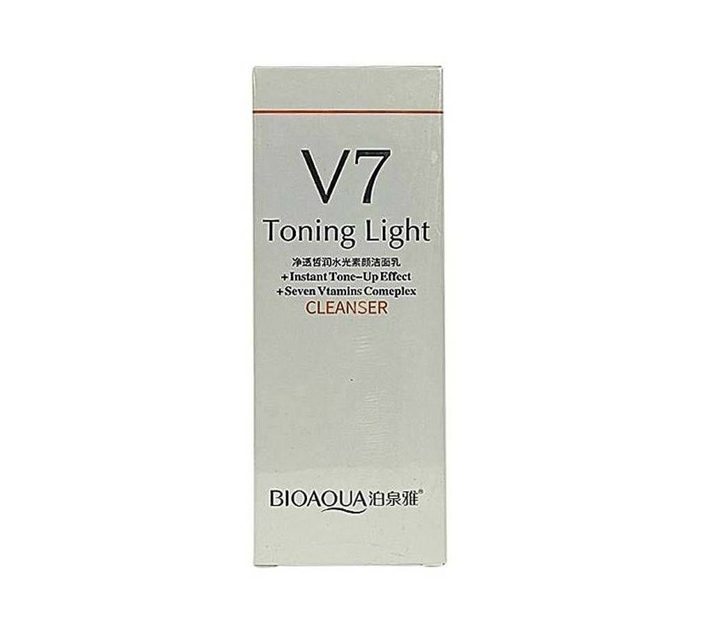 BIOAQUA V7 Toning Light Cleanser - 30ml China